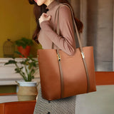 Vielseitige Schultertasche aus Leder