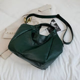 Damen Große Schultertasche aus weichem Leder
