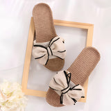 Schmetterlings-Bow Slip-On Sandalen