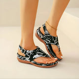 Florale bestickte Komfortsandalen