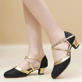 Glitzernde Cross-Strap Blockabsatz-Pumps