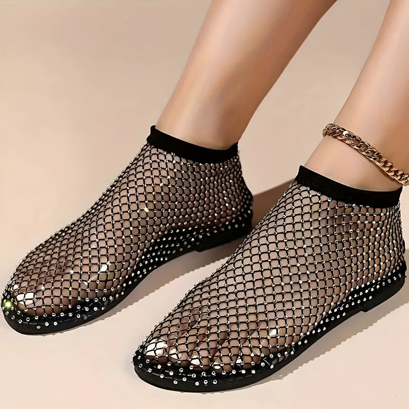 Bequeme glänzende Mesh-Flats Sandalen