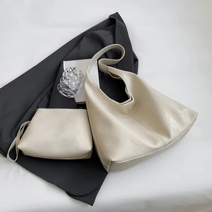 2-teiliges Set: Große Schultertasche aus Leder