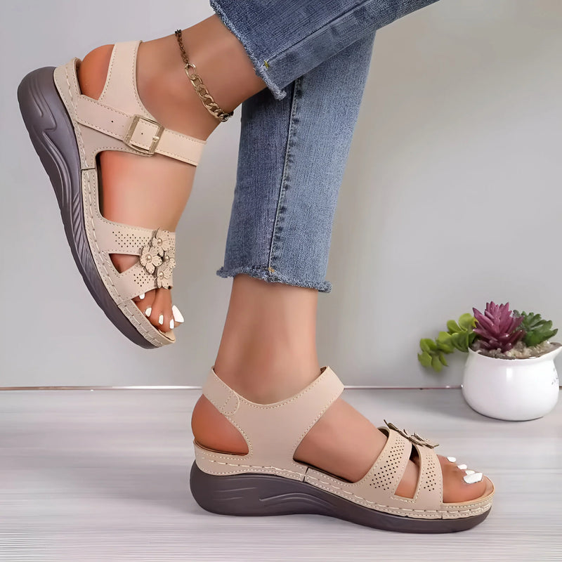 Damen Keil-Sandalen mit Blumenmuster