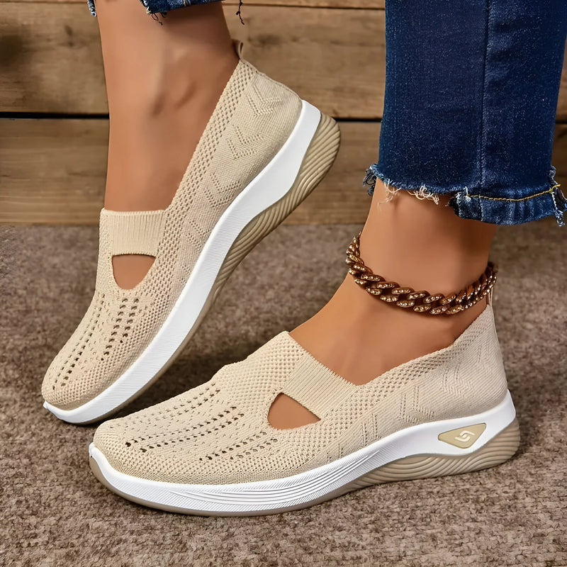 Unterstützende leichte Slip-On Sneakers