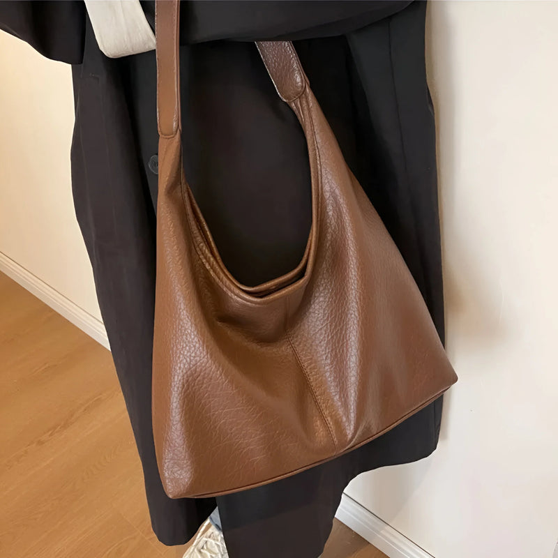 Damen Schultertasche aus Leder mit verstellbarem Riemen