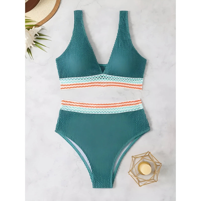 Boho-inspiriertes Bikini-Set mit hoher Taille