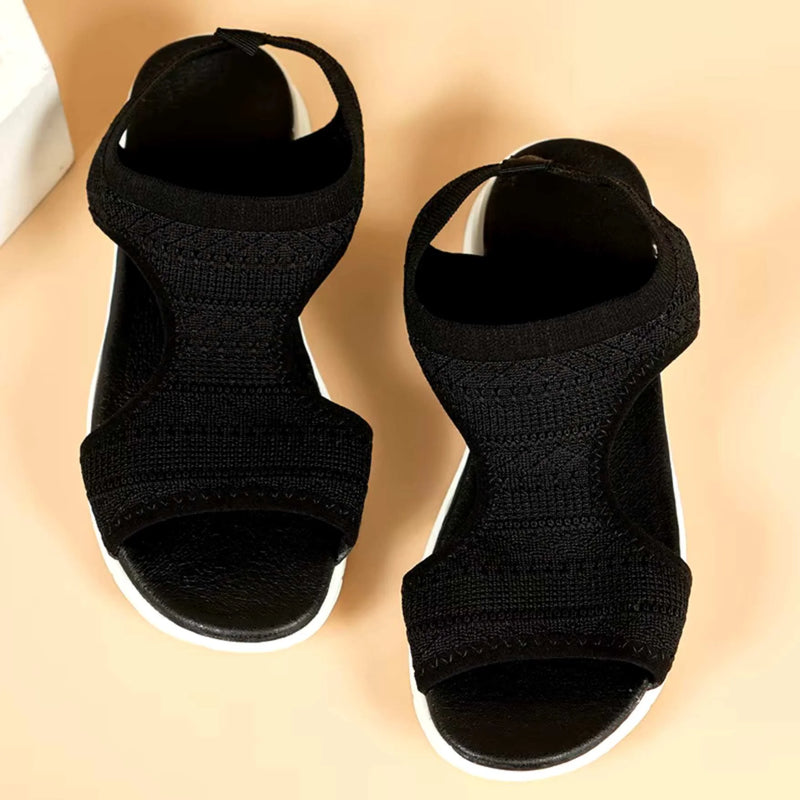 Atmungsaktive Mesh-Keilsandaletten