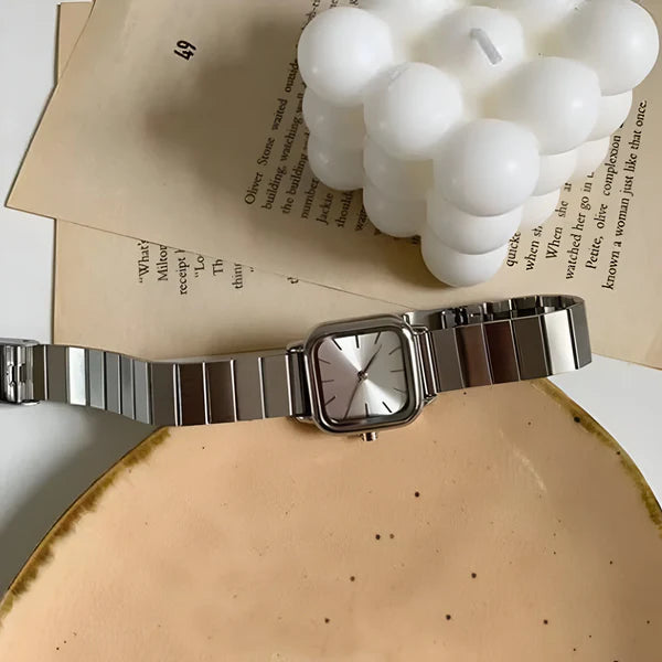 Tonneau Edelstahl Uhr