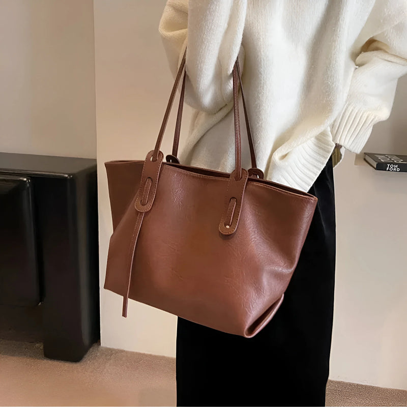 Damen Stilvolle Schulterhandtasche aus Leder