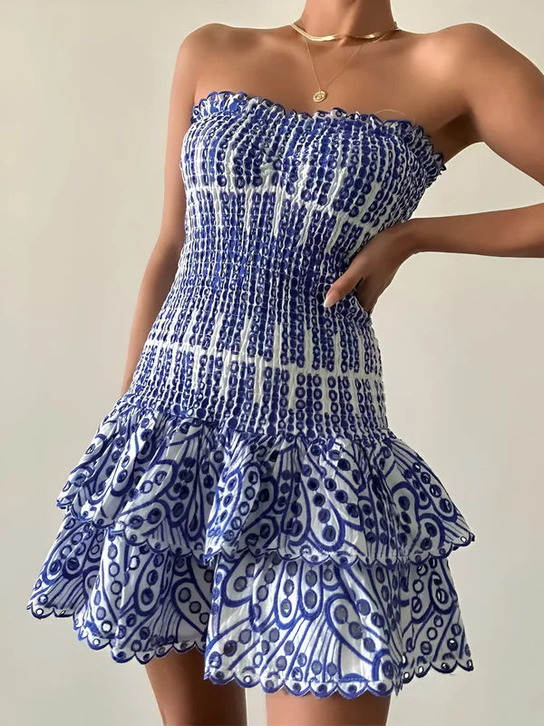 Schulterfreies Minikleid mit Volantdetails