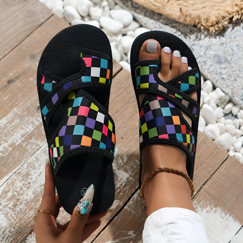Trendige Karierte Slip-On-Sandalen