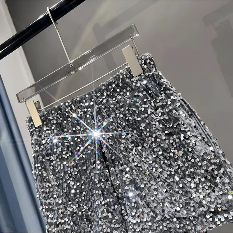 Strahlende Pailletten High-Waist Shorts