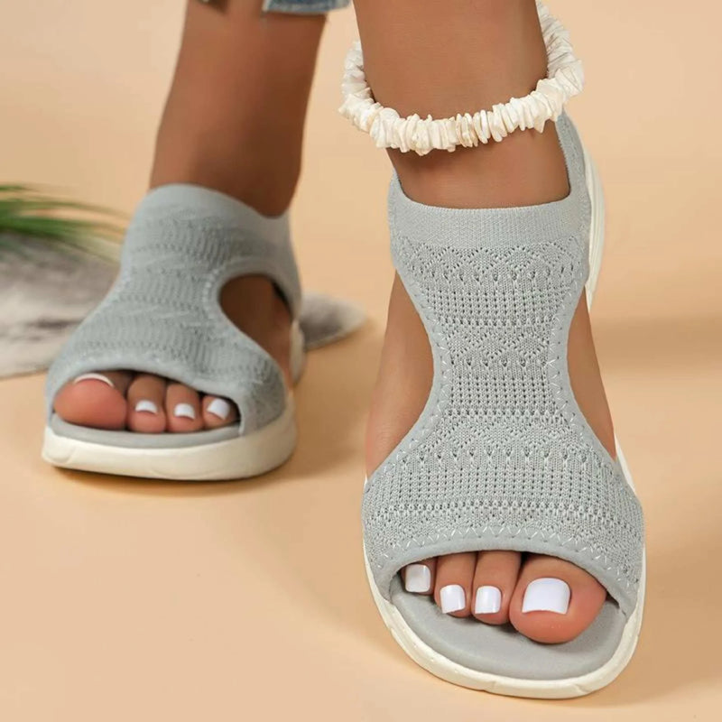 Atmungsaktive Mesh-Keilsandaletten