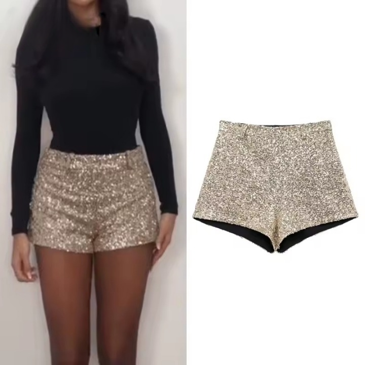 Pailletten-besetzte Mini-Shorts mit A-Linien-Schnitt