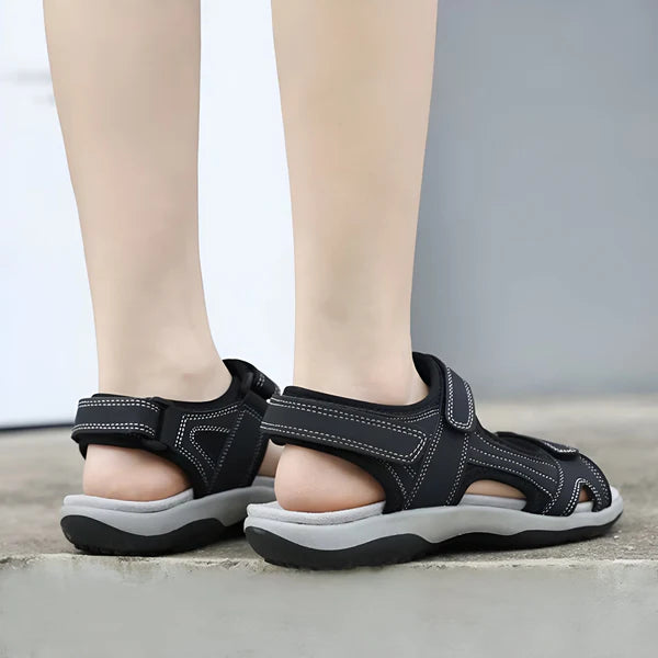 Verstellbare Klettverschluss-Sandalen für den ganztägigen Komfort