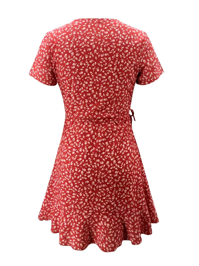 Blumen-Minikleid mit Rüschen und V-Ausschnitt