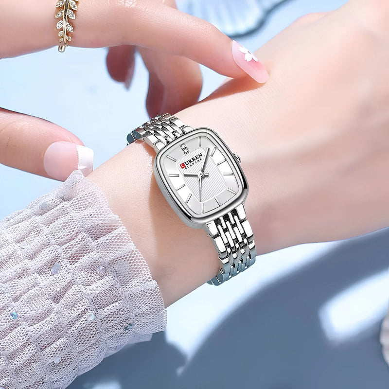 Damen Klassische Quadrat-Zifferblatt Uhr