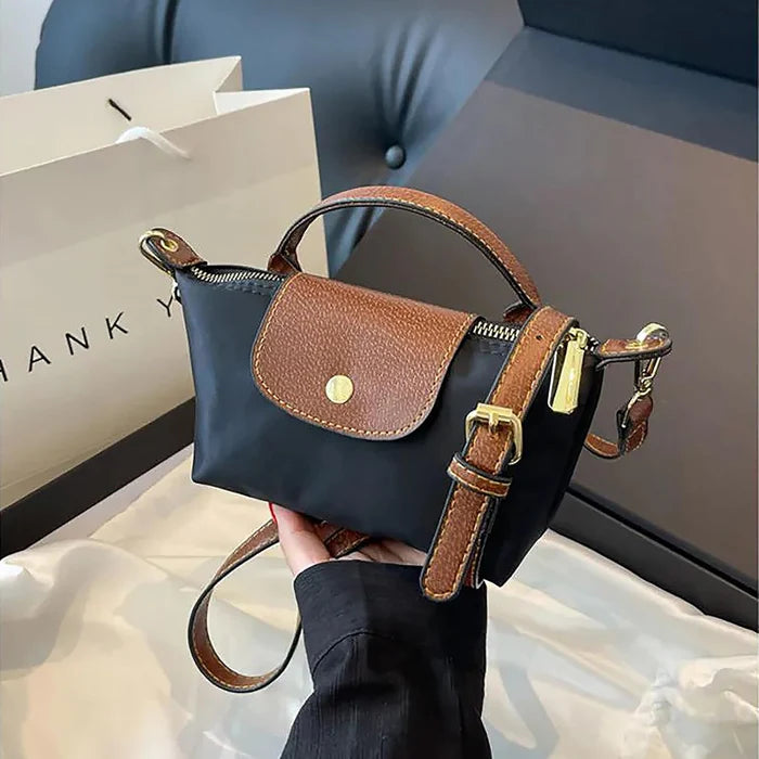 Kompakte Mini-Tasche mit durchdachter Organisation