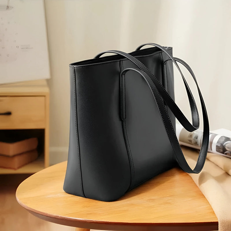 Stilvolle Alltagstote-Bag aus Leder