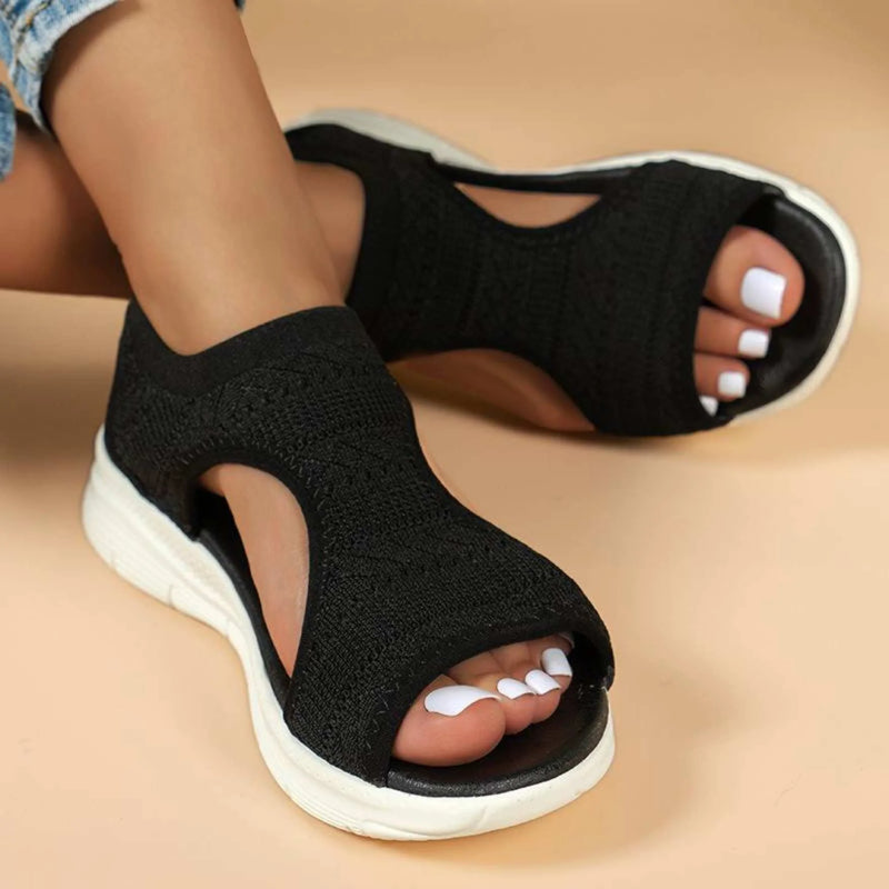 Atmungsaktive Mesh-Keilsandaletten
