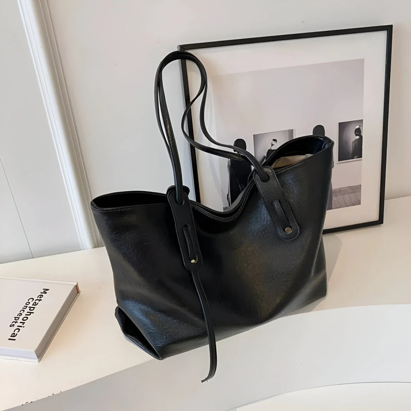 Damen Stilvolle Schulterhandtasche aus Leder