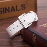Vintage Damenarmbanduhr mit Lederband und Quarzstein