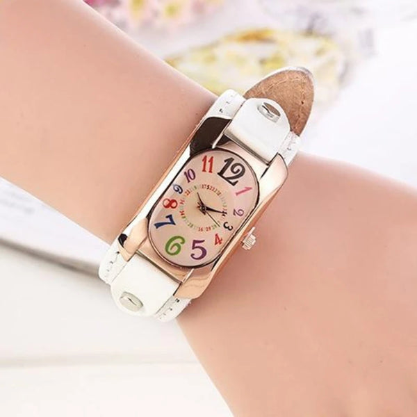 Vintage Damenarmbanduhr mit Lederband und Quarzstein