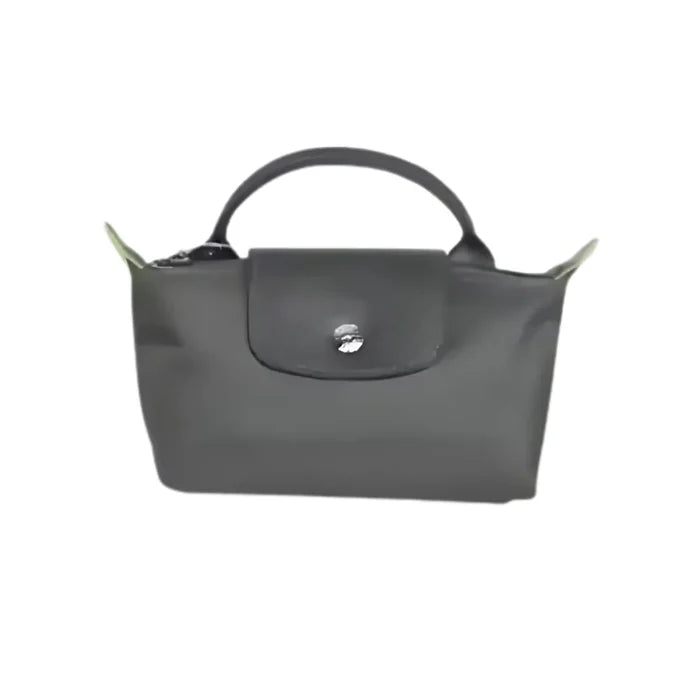Kompakte Mini-Tasche mit durchdachter Organisation