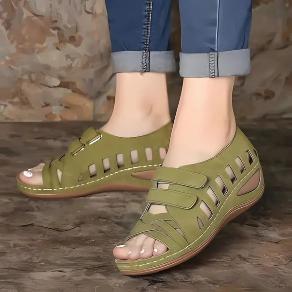 Retro Rundzehen Sandalen mit weiter Passform und orthopädischer Unterstützung
