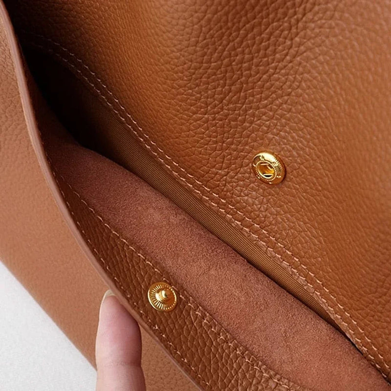 Damenhandtasche aus hochwertigem Leder