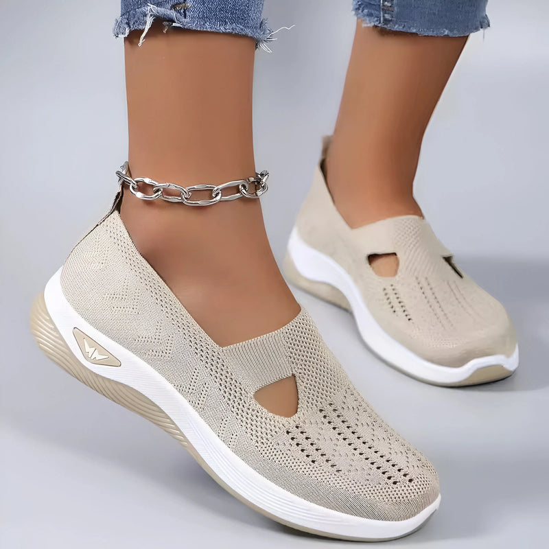 Unterstützende leichte Slip-On Sneakers